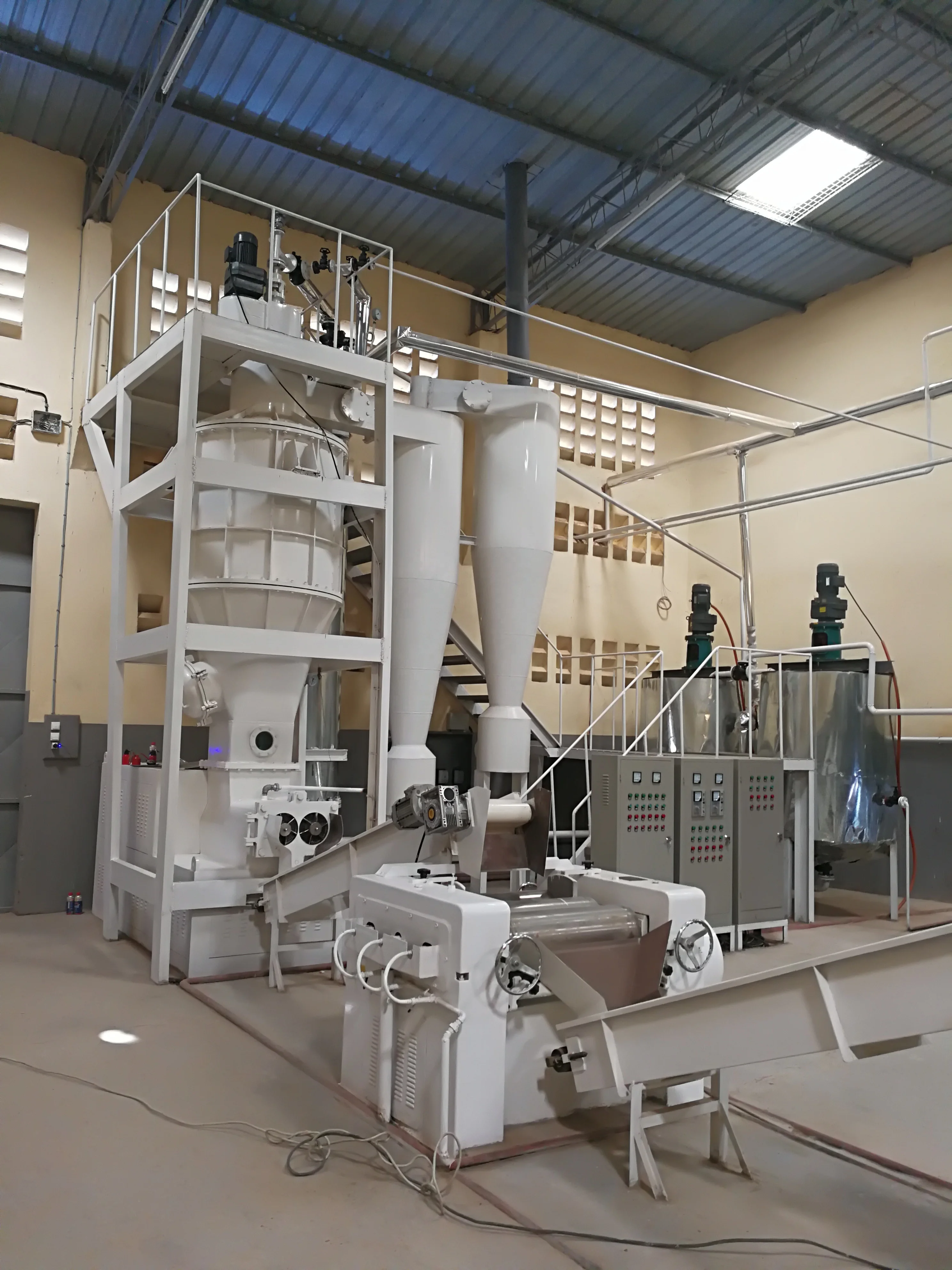 Soap noodle making machine