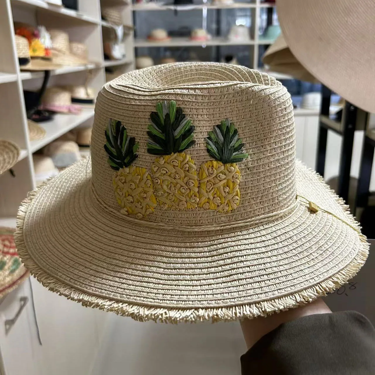 CUSTOM woman ladies Pineapple latte summer sun shade paper panama fedora sombreros de paja straw hat supplier