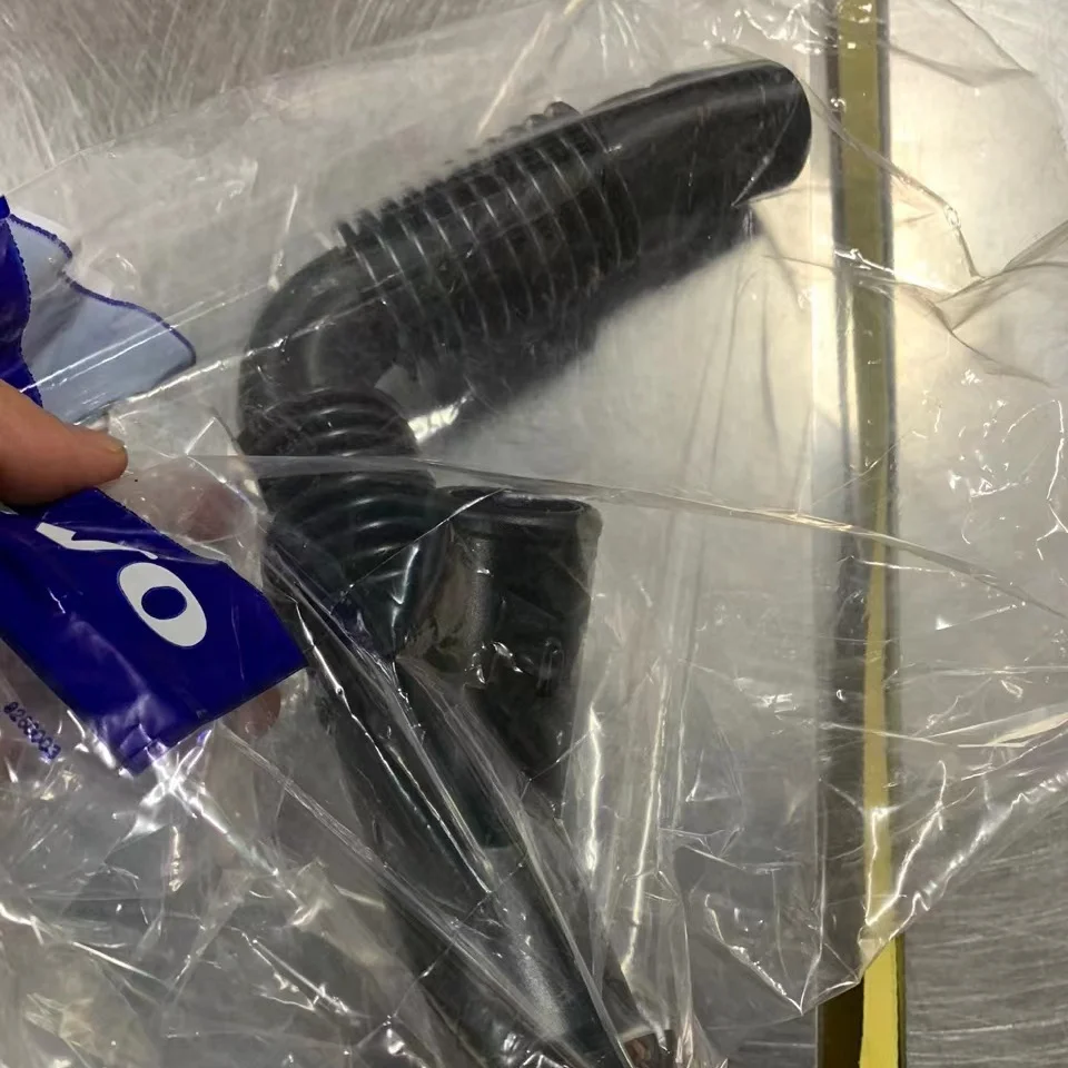 20808091 20485134 20440384 oil filler pipe for Truck FM FM12 FM9