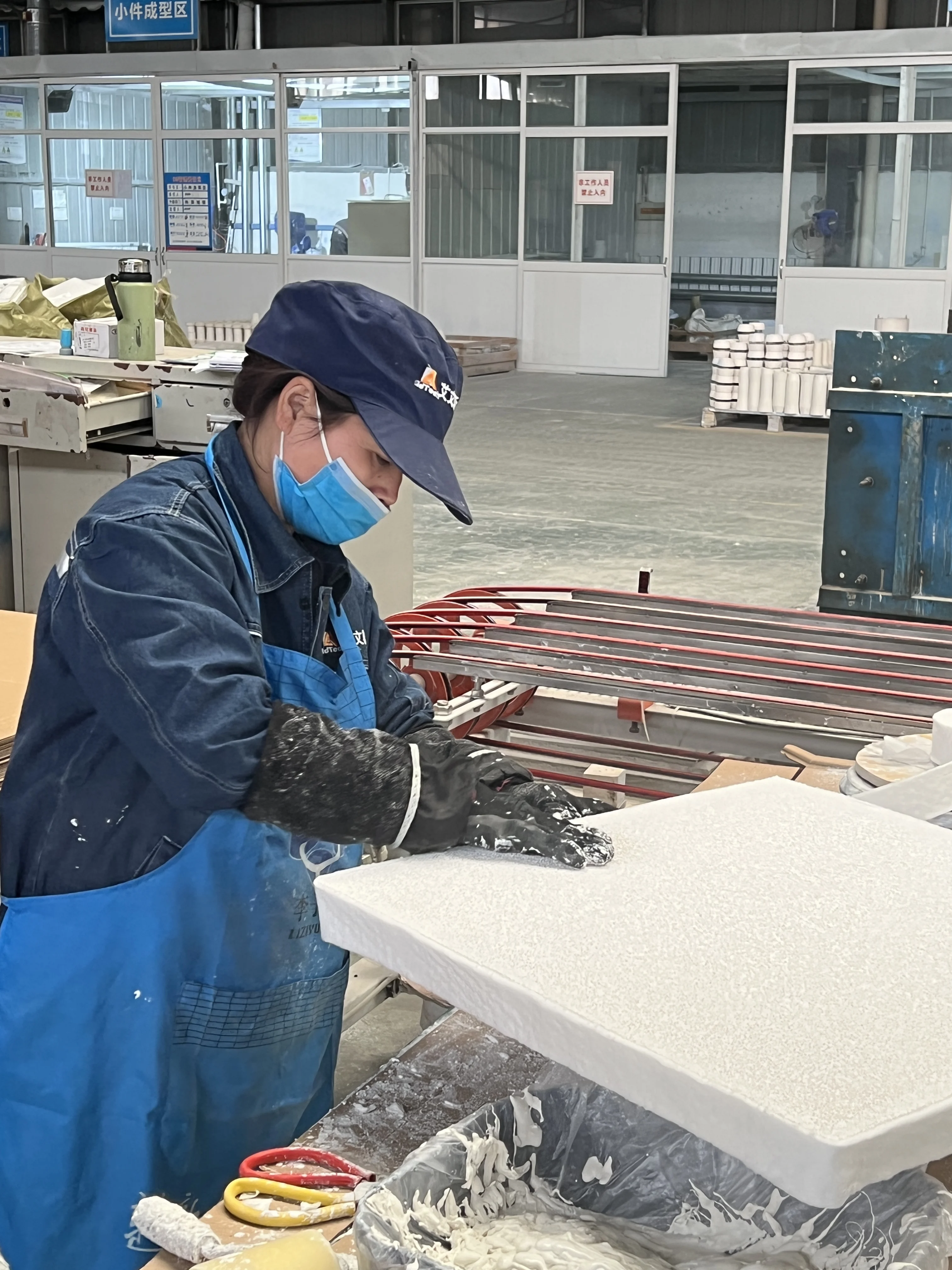 Refractory Brand New Melt Aluminum Porous Alumina Ceramic Foam Filter Plate Price for Aluminum casting