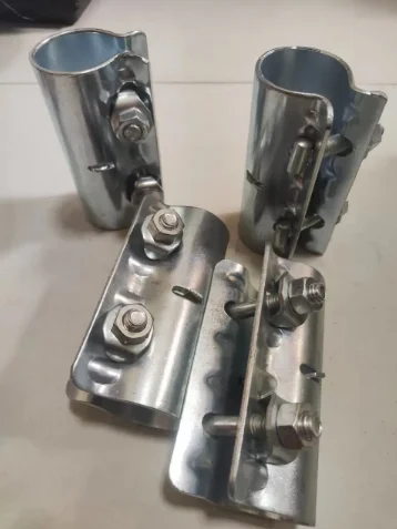 Galvanized Steel Scaffolding Accessories Scaffold Pressed Sleeve Coupler Joint Pipe Clamp Fitting
