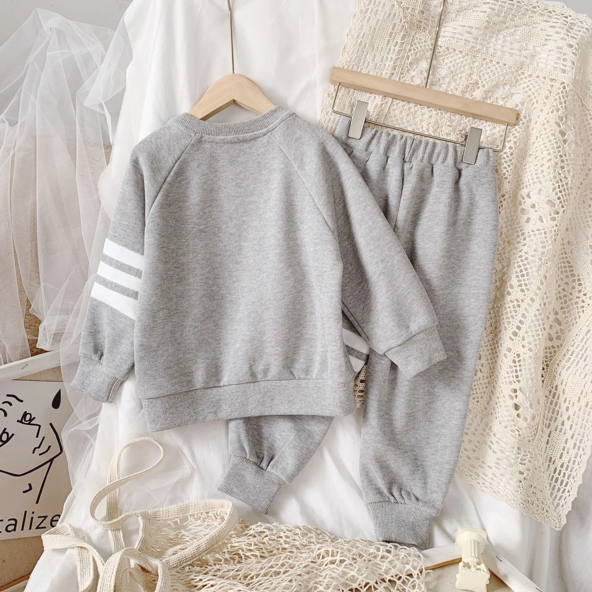 
High quality solid color boys suits cotton sweater 2-piece set kids suit for boys jogging suit 