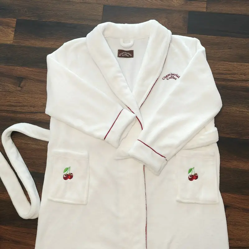 Wholesale Skin-friendly 5 Star Hotel Robes White Custom Logo Bathroom Linen Polyester Face Hand Bath Hotel Towel Set