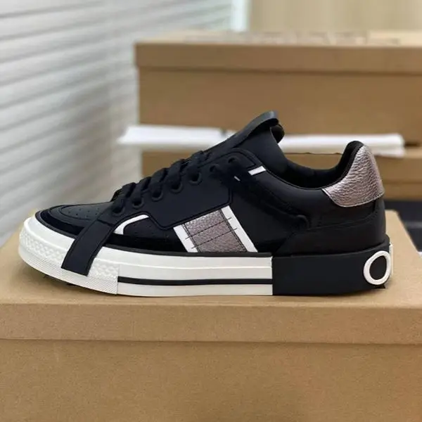 Latest luxury Sport Breathable Leather Made White Flat Sneakers Designer Black Casual Shoes Men and Women