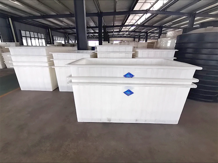 
UV-resistant LLDPE 500l 1000l 2000l 5000l big square rectangular liquid storage plastic water tank with trailer 