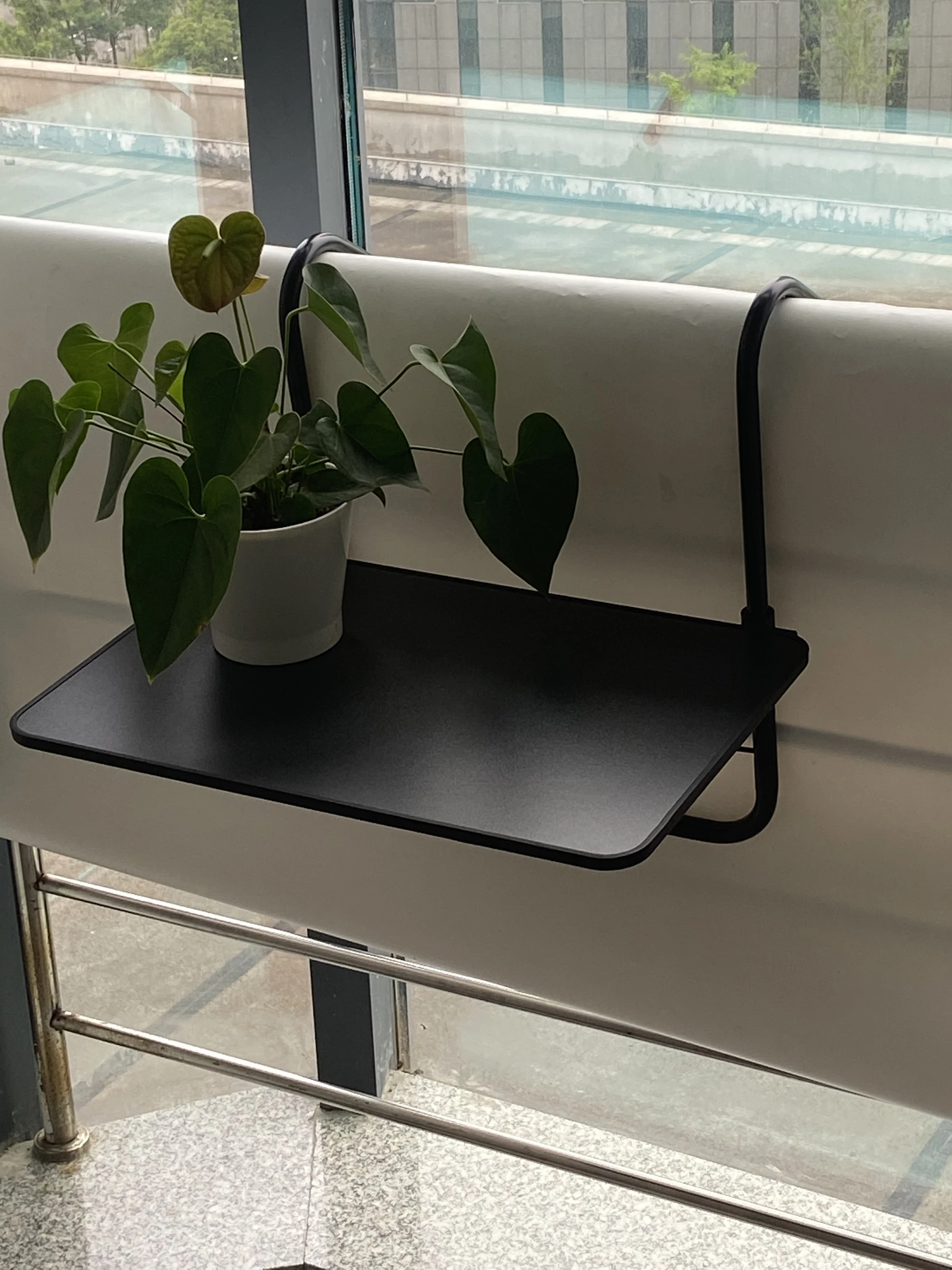Folded and height adjustable Balcony Hanging Table