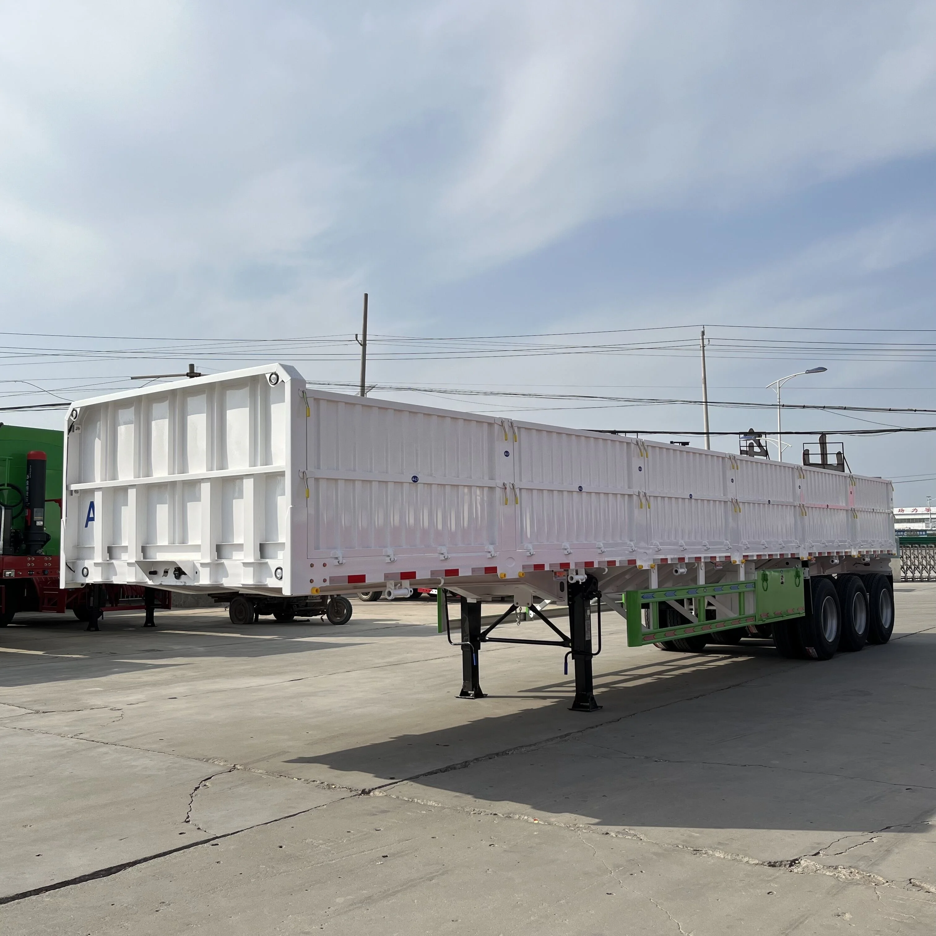 2024 Hot Sell 12.6 Meters Drop Side Semi Trailer with Twist Locks