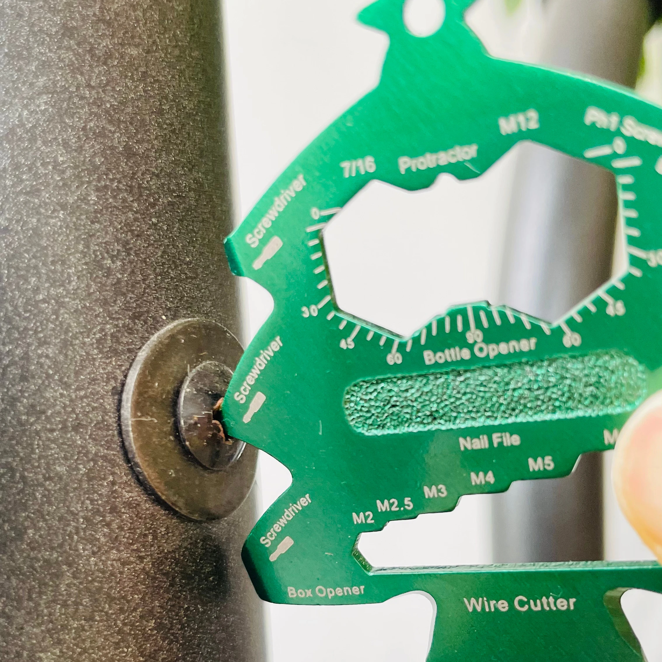 Promotional Party Personalized Souvenir Corporate Business Gift Giveaway Mini Gifts Card Multi Tool Christmas Tree Keychain