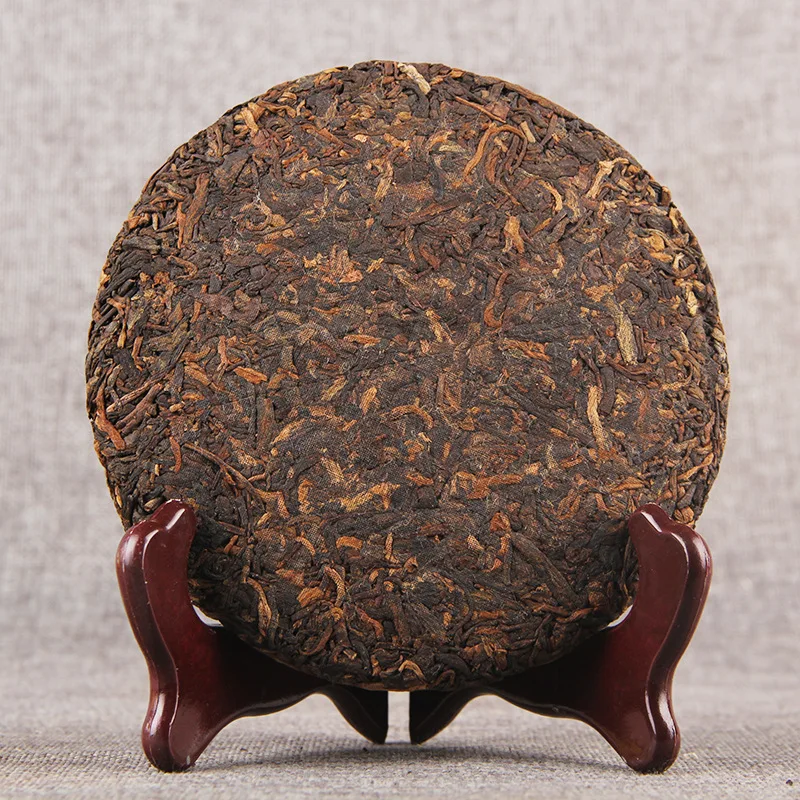 Chinese famous Yunnan ripe puer tea cake Menghai flavor 357 gram Yunnan Qizi bing with rich taste