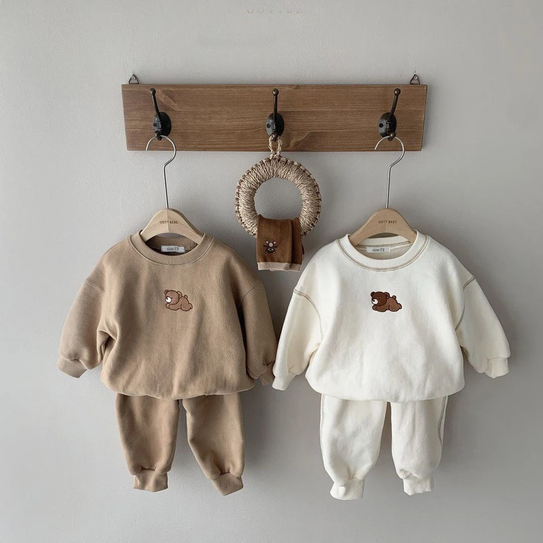 Baby boys Girls Long Sleeve O-neck Tops + Long Pants  Clothes Set Toddler Baby Solid Color Bear Embroidery Clothing Set