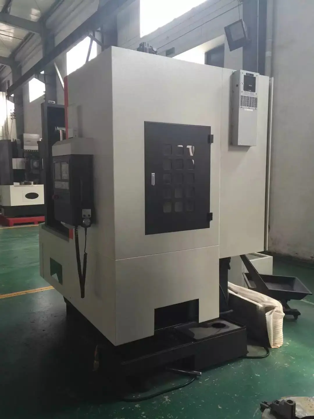 2023  Yancheng Heavy Duty CK5165 Spindle Speed 50-2000 Rpm ck6150 cnc lathe vertical lathe
