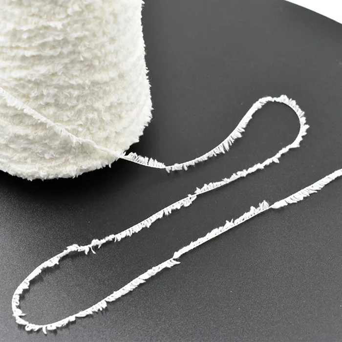 feather yarn.jpg