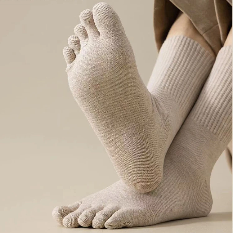 Designer New Casual Thermal Wool 5 Toes Socks Rib Tube Winter Wool Adult Socks Crew Cut Cashmere Warm Sport Socks for Men