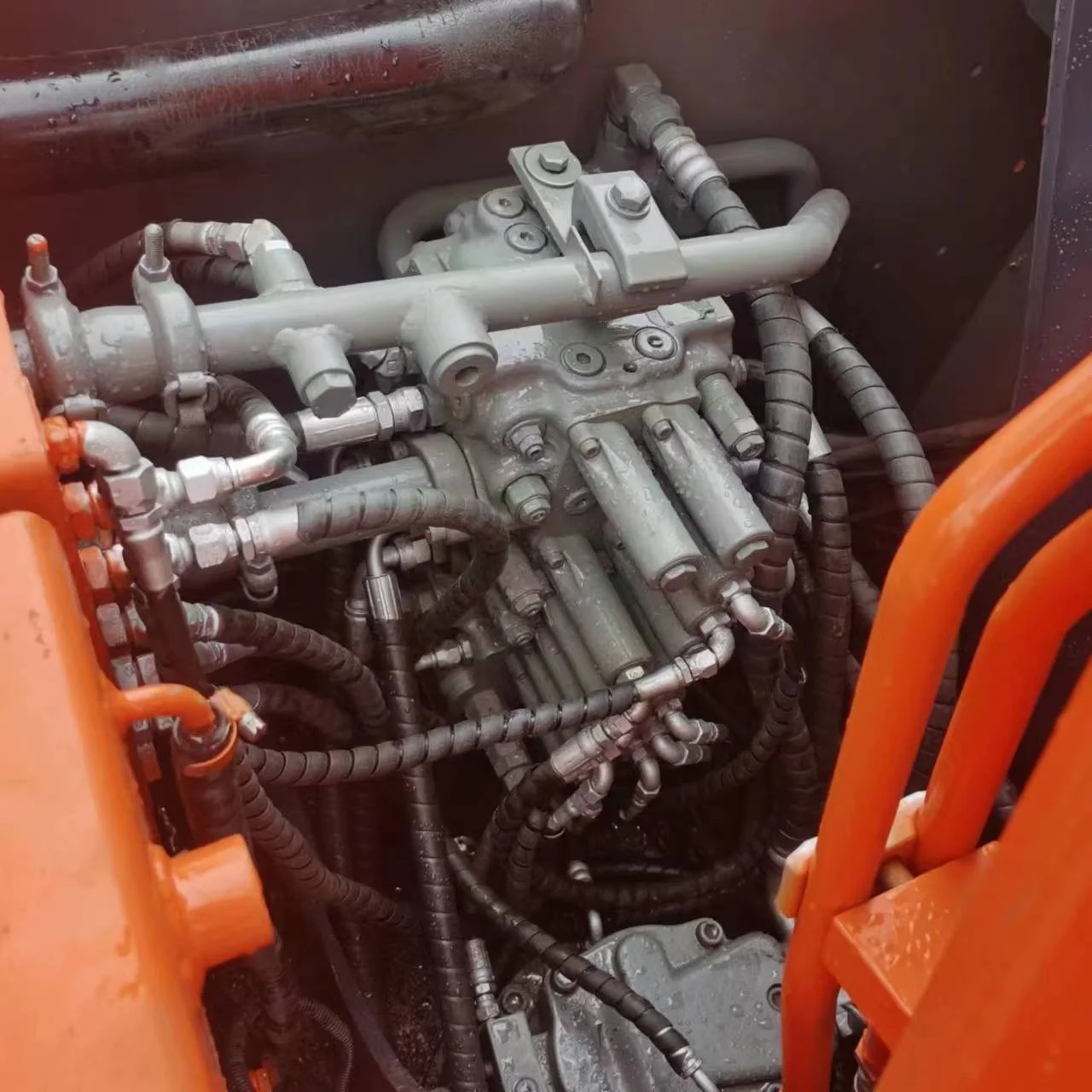 Hot Selling Used Excavators HITACHI ZX75  7t Second-Hand Excavator HITACHI Used Digger Machine For Sale