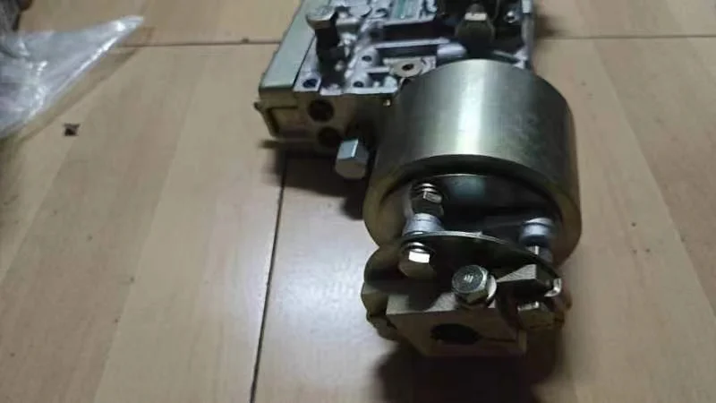 6151-72-1181 D85 насос для впрыска топлива оригинальный абсолютно новый