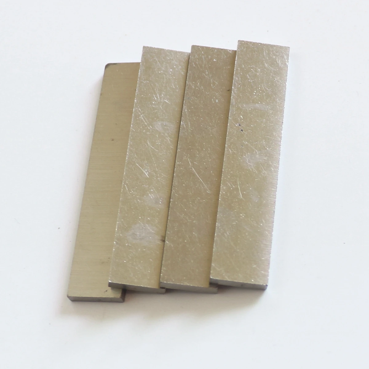 Donlis Factory Supply Uncharged Alnico 2/5 Guitar Pickup Magnet Bar for Humbucker LP and P90 pickup building material Parts