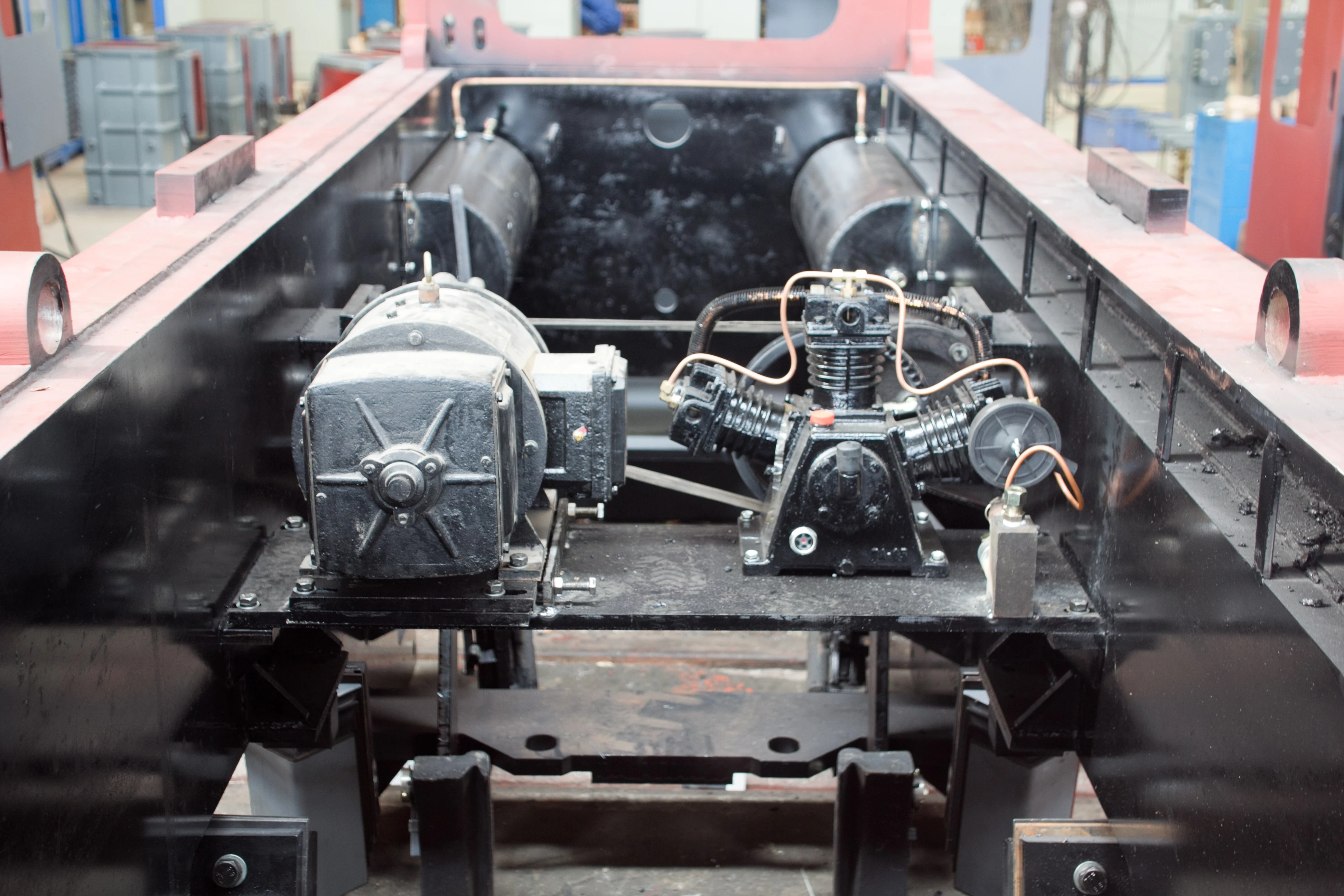 Factory Directly Selling 20 Tonne Anti-explosion Diesel-electric Locomotive for Mine Tunnel Transportation