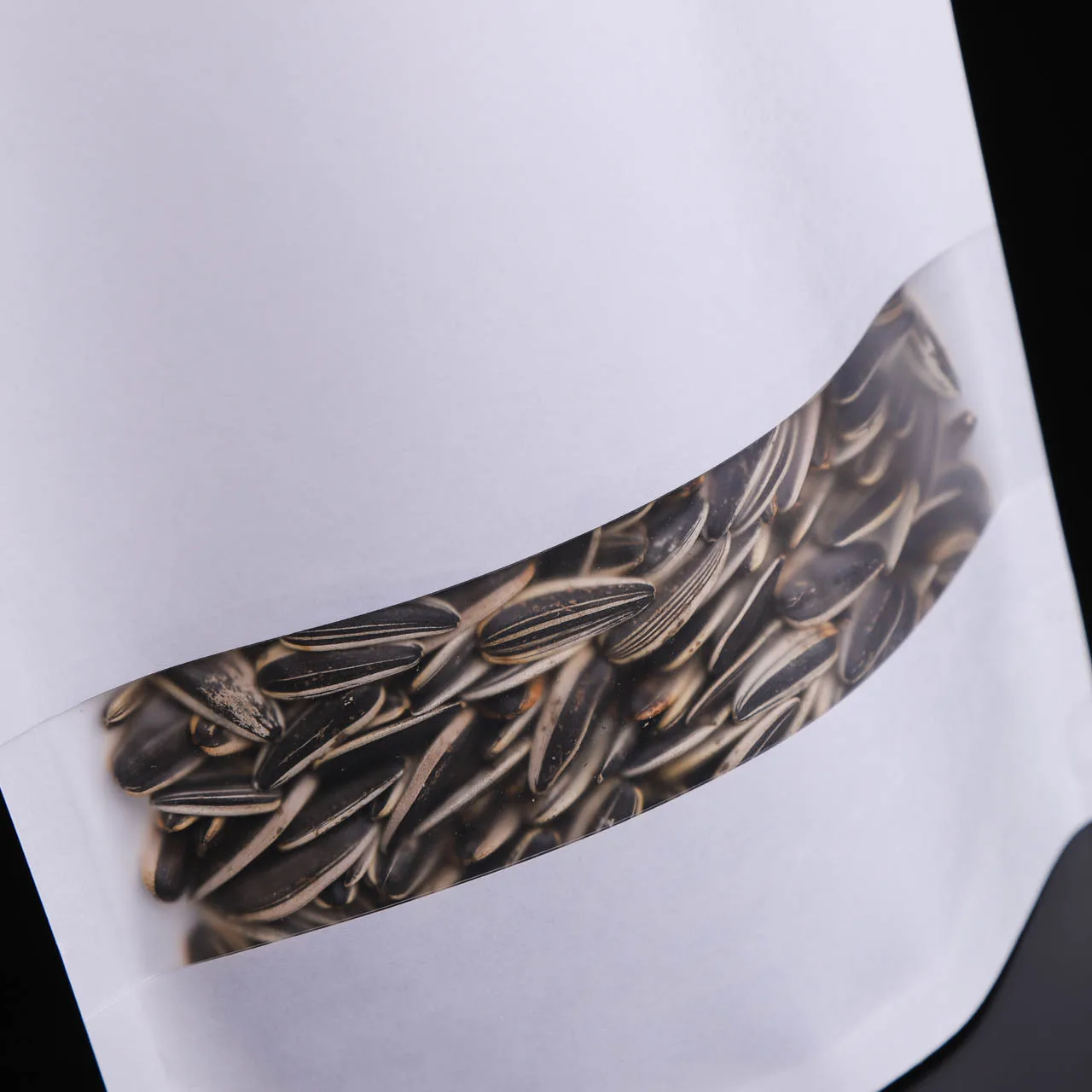 Hot selling frosted windowed white kraft paper self-supporting bag for melon seeds nuts tea thickened zipper food packaging bag