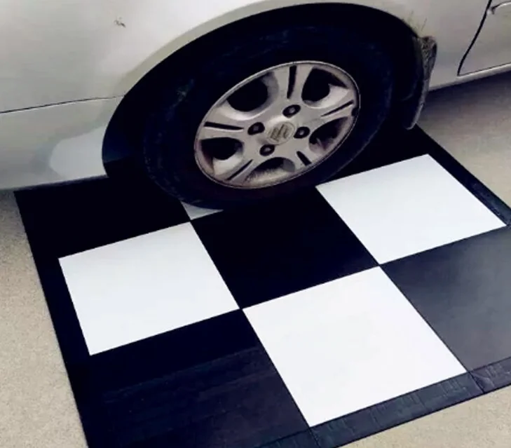 black-white surdace floor.jpg
