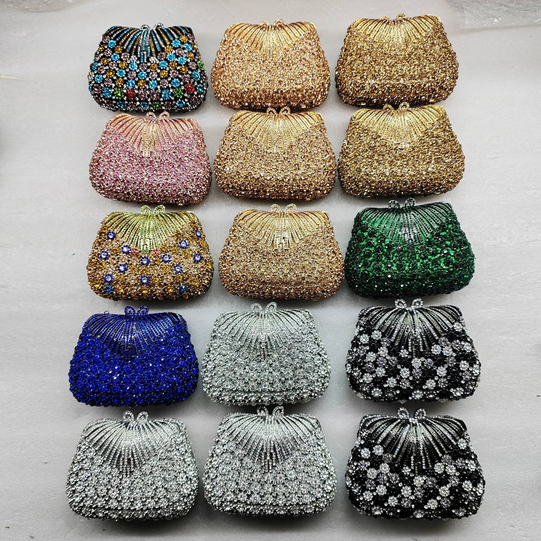 High Quality Drop Shipping Wedding Evening Purse Luxury Dinner Event Diamond Crystal Rhinestone Gown Party Clutch Bags for Women