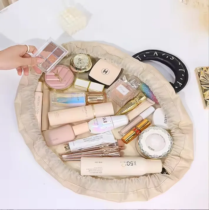 OEM ODM Barrel Drawstring PU Makeup Bag Large Portable Roomy Cosmetic Bag Make up Bags Travel Toiletry Organizer for Women