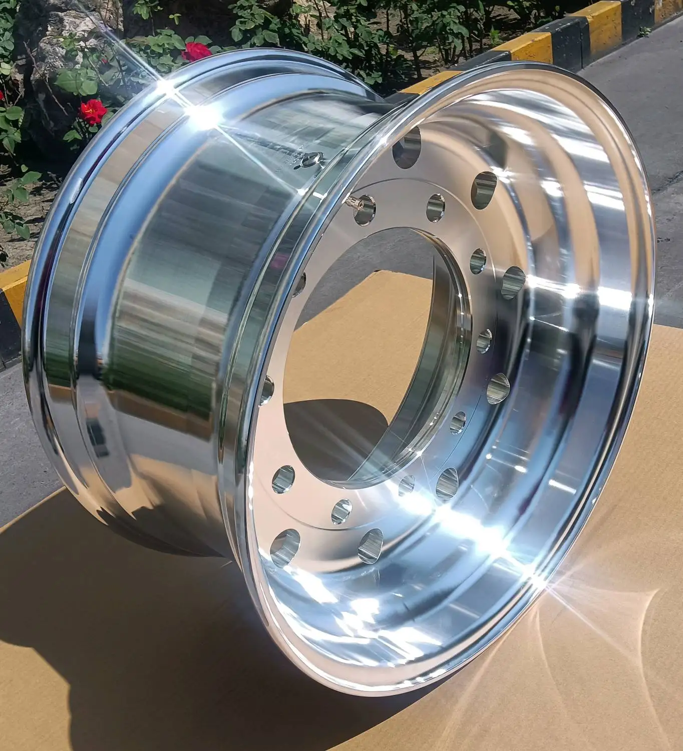 Meika Wheel Rim High Quality and Low Price Bright Brightbright Aluminum Truck Wheels 22.