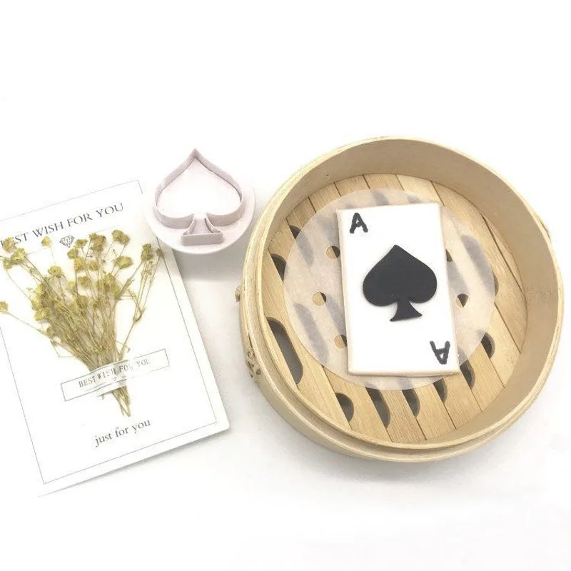  4Pcs/Set Poker Patterns Shape Cookie Mold Fondant Sugarcraft Cake Mould Biscuit Cutter Decorating Baking