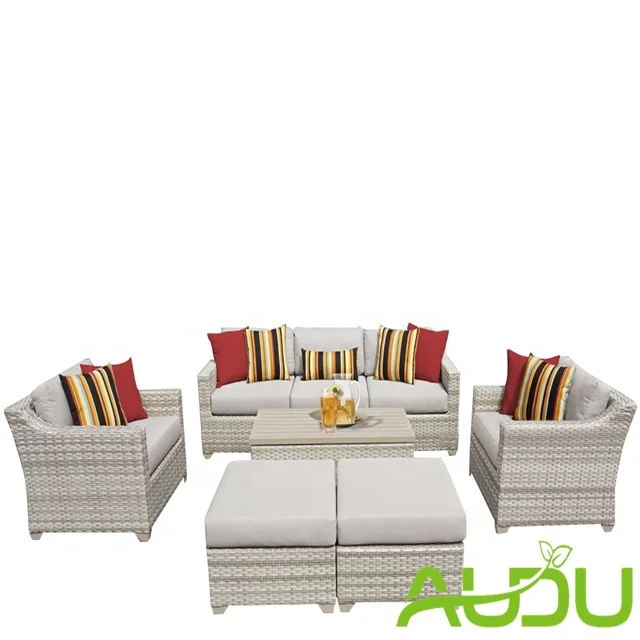 Hawaii popular high-end outdoor Island Resort Seaside relaxing chair table patio furniture in Holiday Village