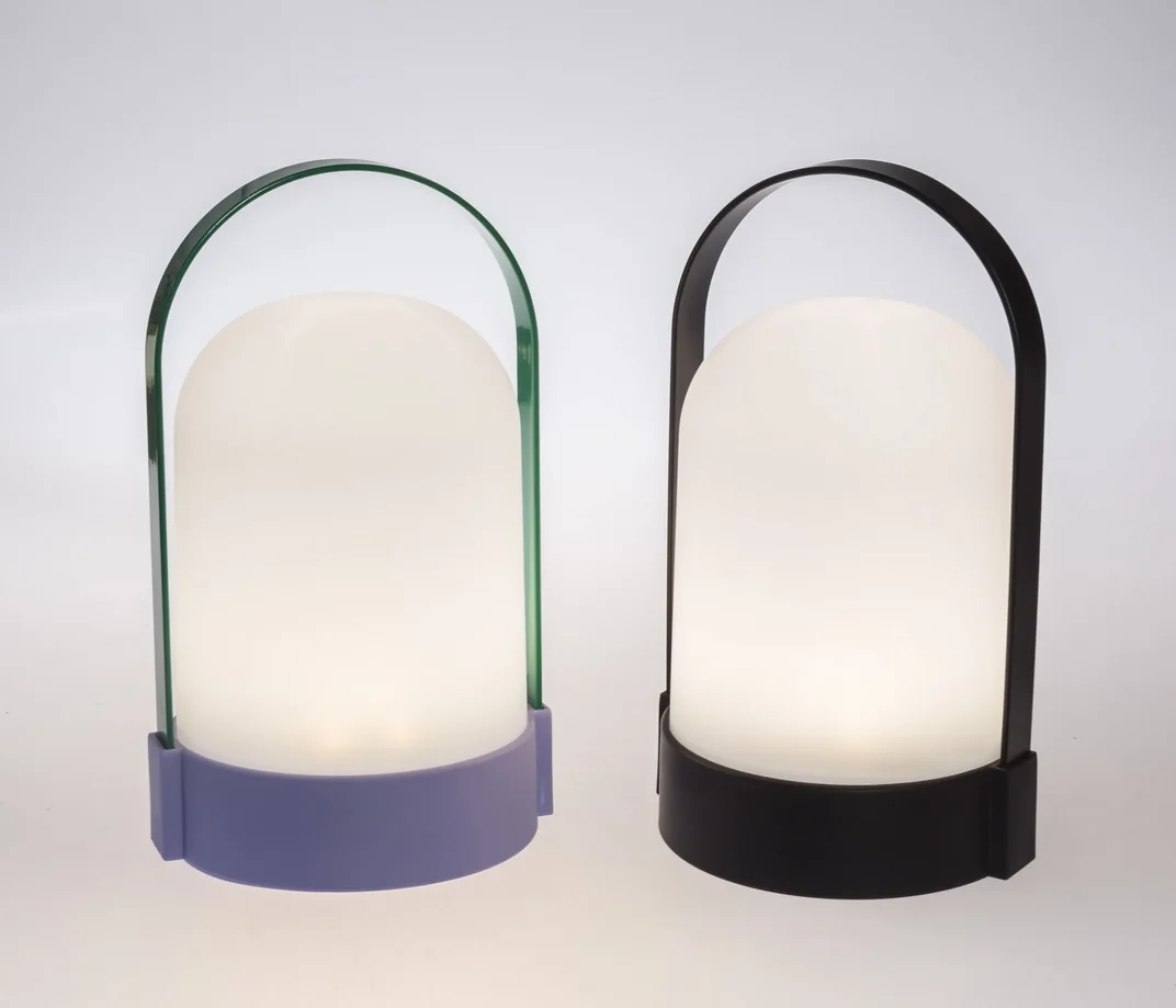 Kanlong Nordic Custom Portable Plastic Battery Operator Home Decorative White Desk Bed Side Night Light Table Lamp For Sale