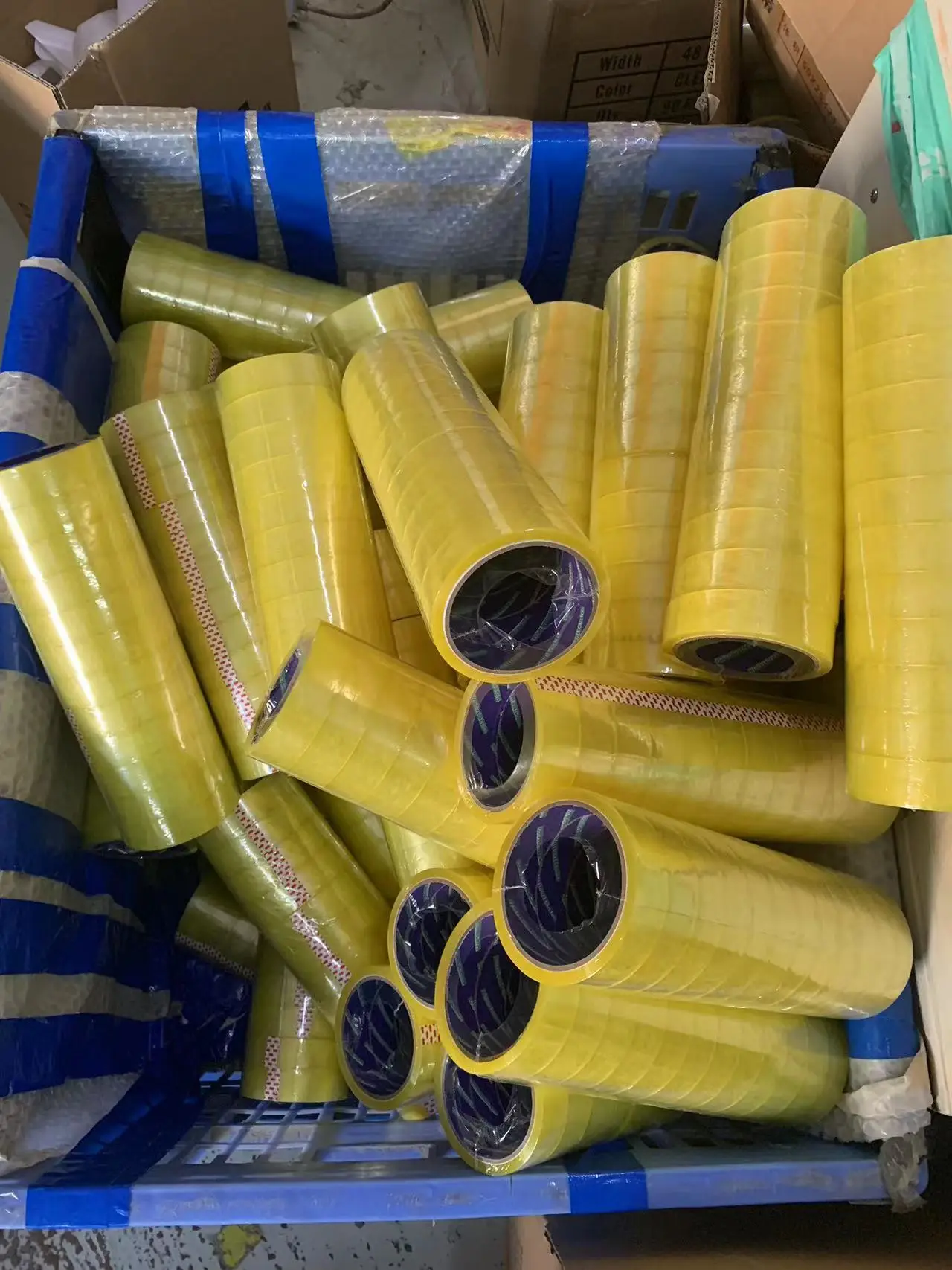 Amazon 24mm 40m per roll Gift Wrap yellowish Stationery Tape for Christmas and Birthdays Crafts Packaging Parcel Tape Compatible