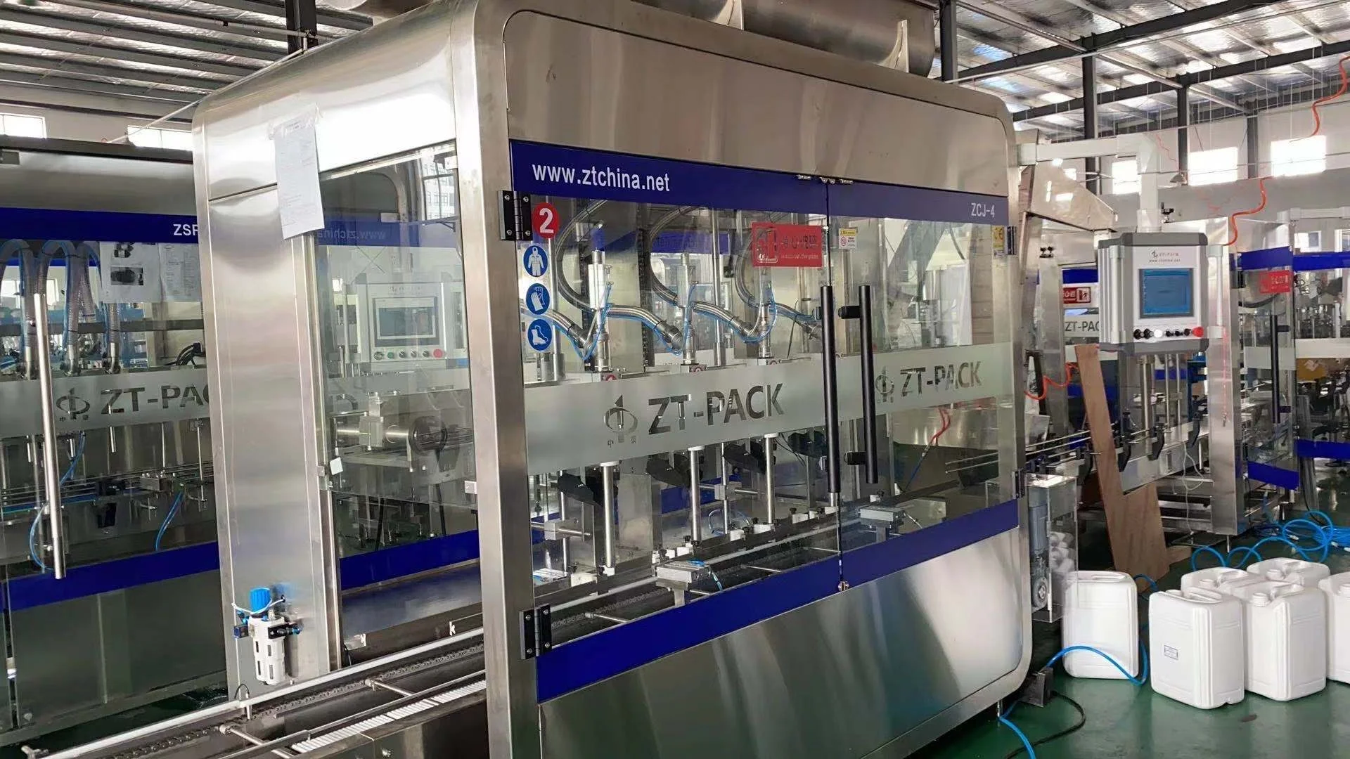 Six Heads Bucket Chemicals Solvents Drum Weighing Filling capping Machine with PLC control system