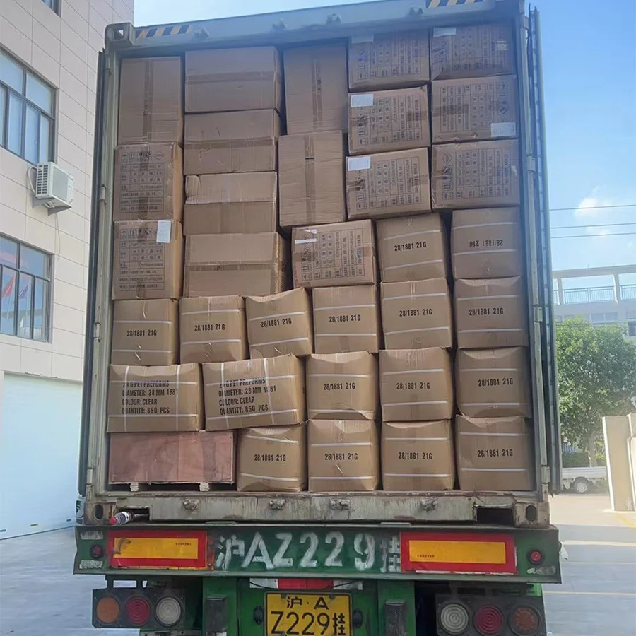 Custom Plastic Transparent 28mm PCO 1810 Water Bottle PET Preforms