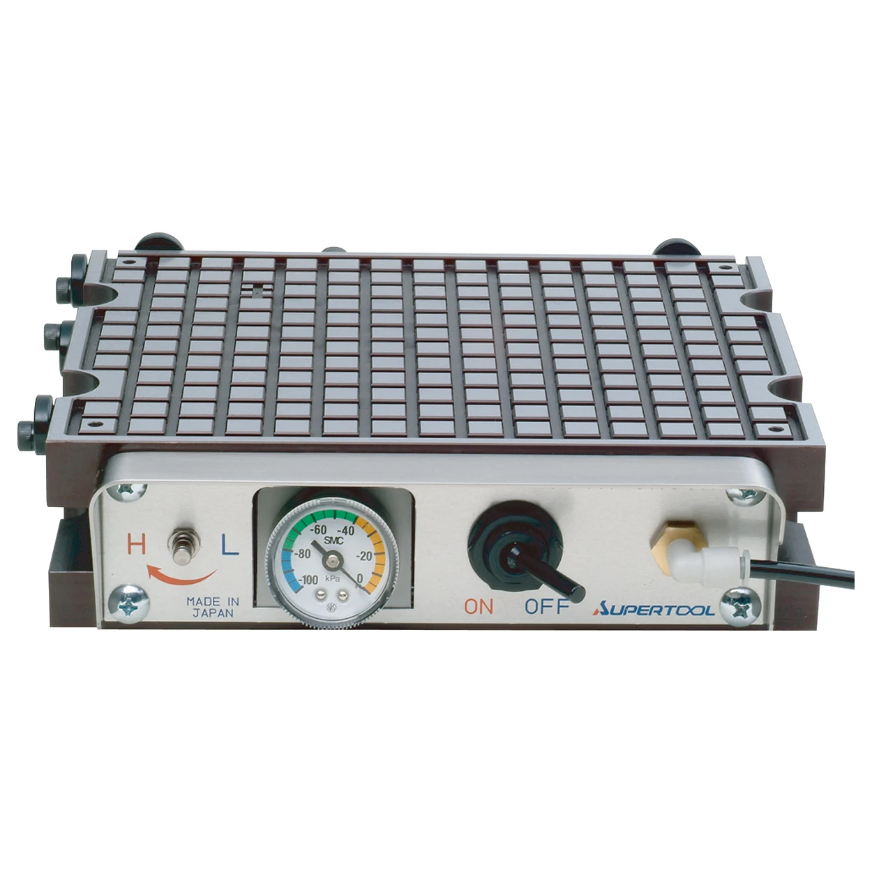 
Air Compressor Driven Vacuum Chuck to Fix a Workpiece 