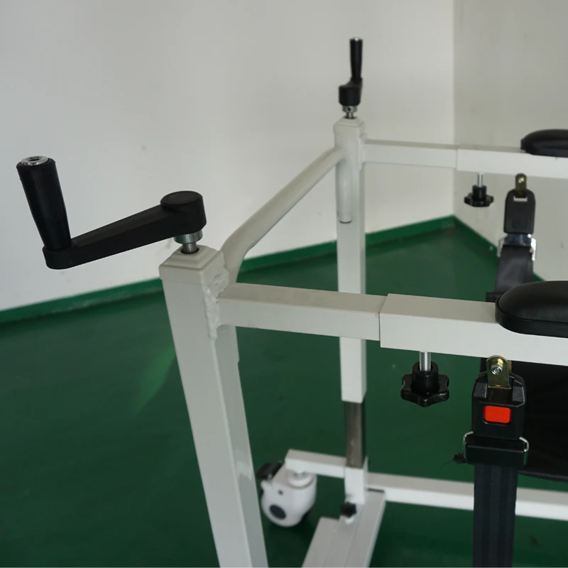  Кресло для переноса пациента с ручным управлением помогает пациенту переходить в Купание или душ