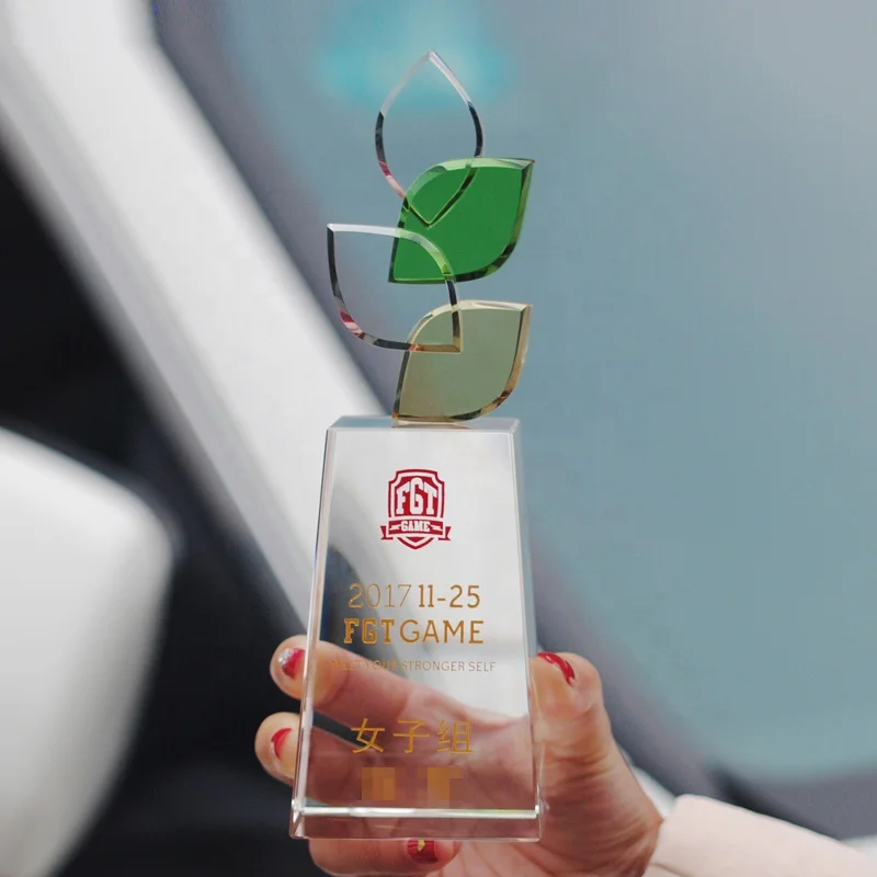 Creative Crystal Leaf Medal Custom Honor Certificate Excellent Teacher School Memorial Award Glass Plaque Crystal Trophy