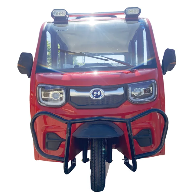 Three Wheeler
