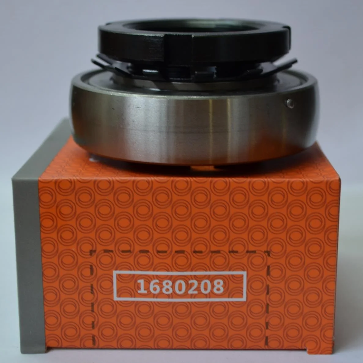 1680209 Agricultural Machinery Ball Bearings With Sleeves single row radial ball bearing with spherical seating surface