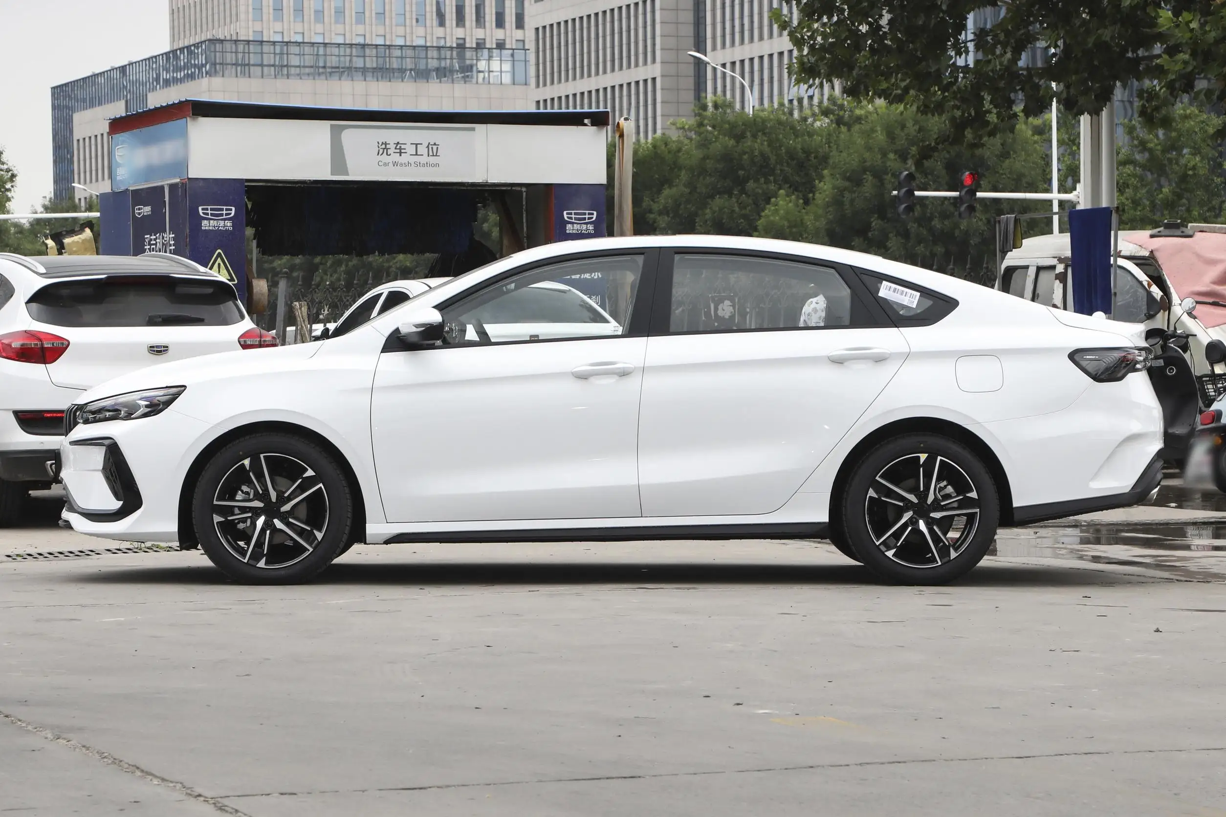 Geely Binrui 2022 Bin China Rui COOL 1 5 T светодиодная камера Электрический кожаный Темный люк из алюминиевого сплава бензиновый двигатель ручной работы сзади 2