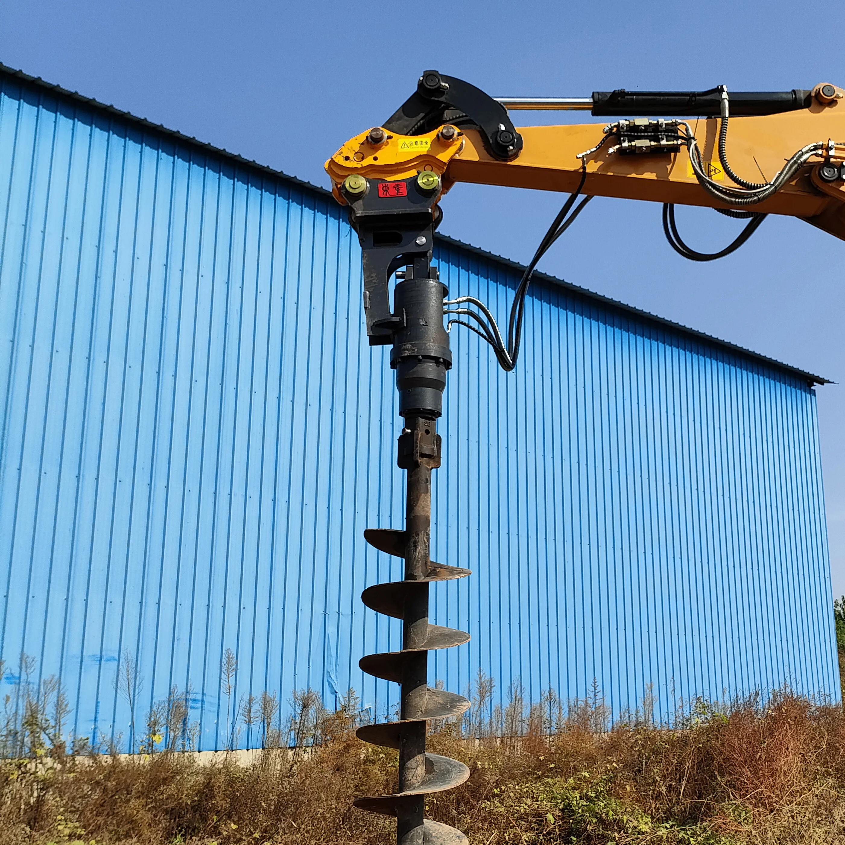 DongGuang sale quality Drilling Rig  Schnecken bohrer Trapano per coclea auger drilling machine tractor