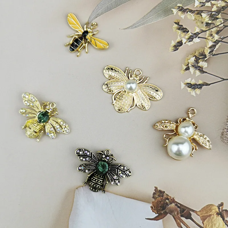 Enamel Crystal Honey Bee Charms DIY Jewelry Making Pendant Craft Gift Golden Alloy Small Pendant Ornaments