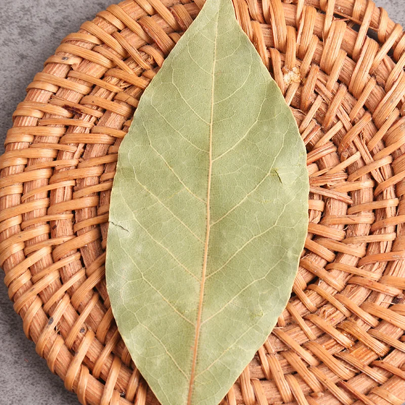 ZZH оптовая продажа листьев лавки, одиночные травы и специи, низкая цена, зеленый сушеный лавровый лист