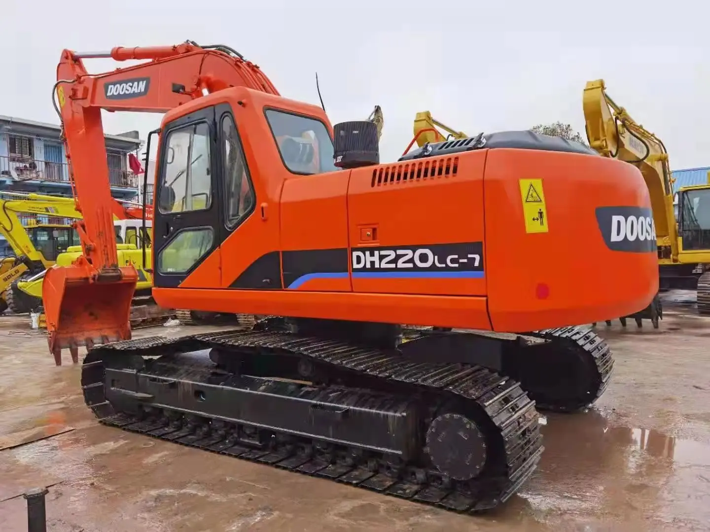 Used Original Korea Doosan Excavator for Sale Doosan dh220lc Construction Equipment Doosan dh220 Excavator for Sale,japan