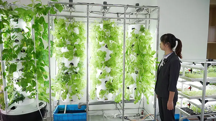 vertical farming rotating Hydroponic Garden tower rotating aeroponic tower system with growing lights