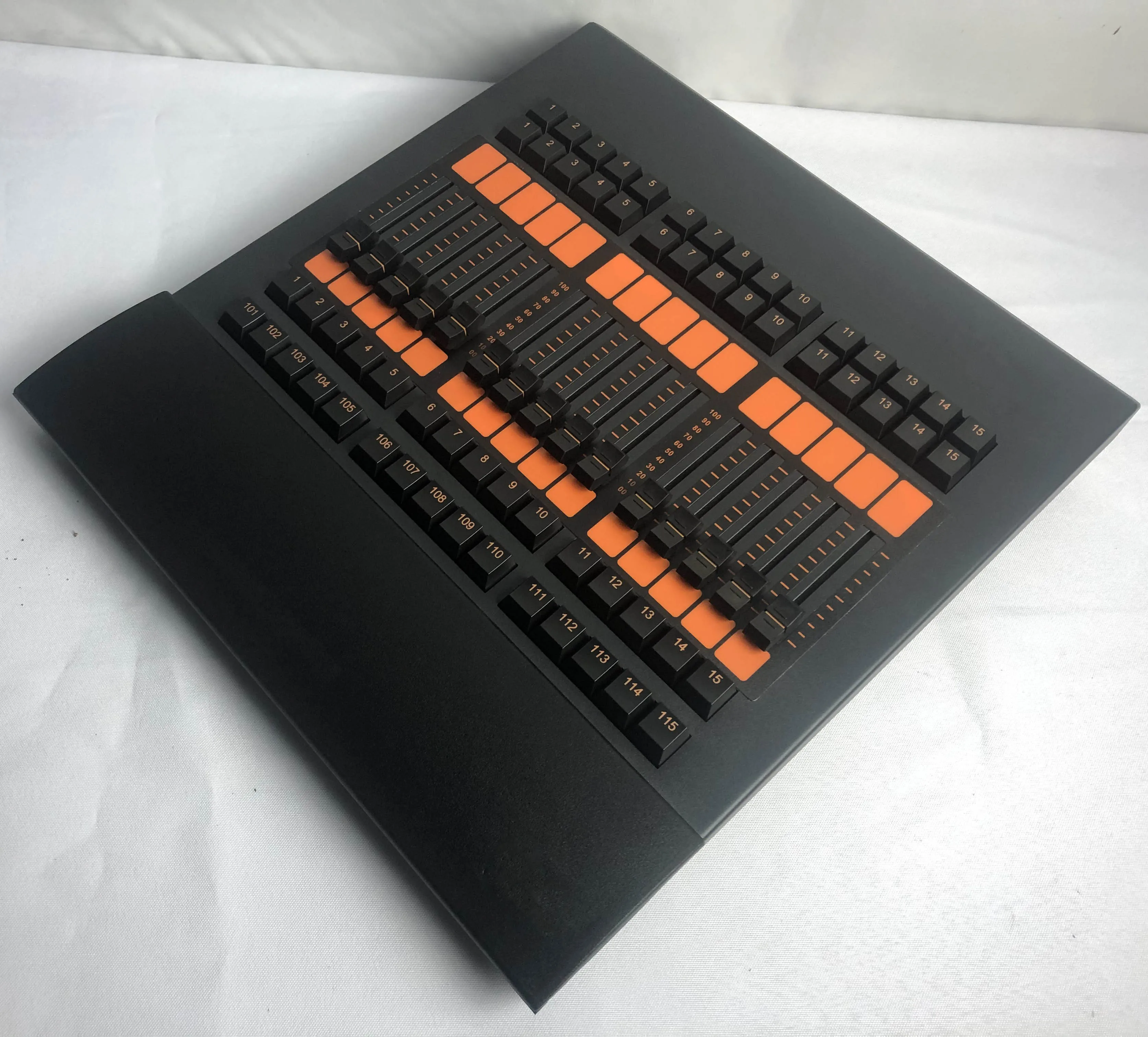 2 years warranty  controller command fader wing stage light console