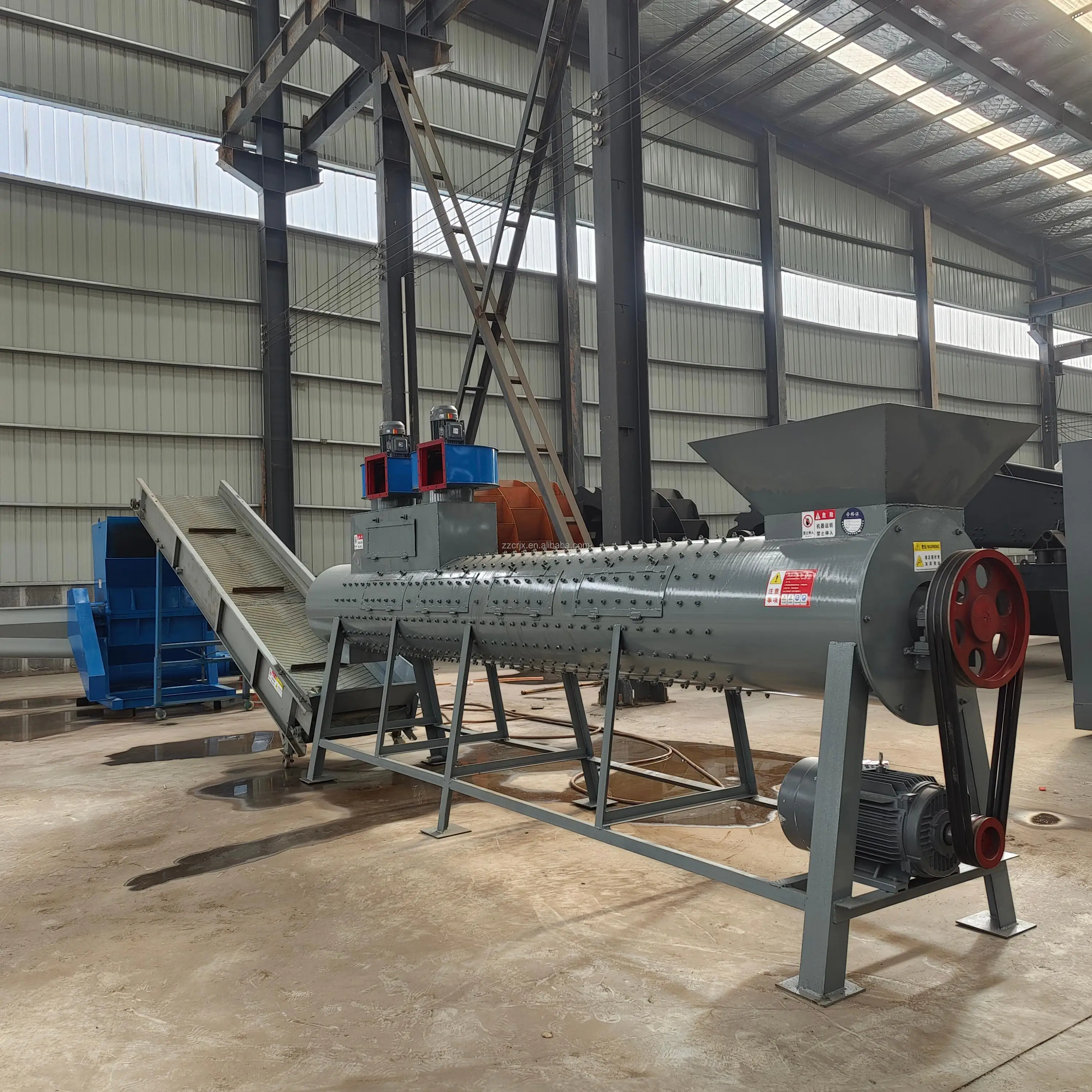Pet PVC PP PET Waste Crusher Automatic PLC Waste Plastic Material PE Crushing Washing Drying Recycling Line One Year Warranty