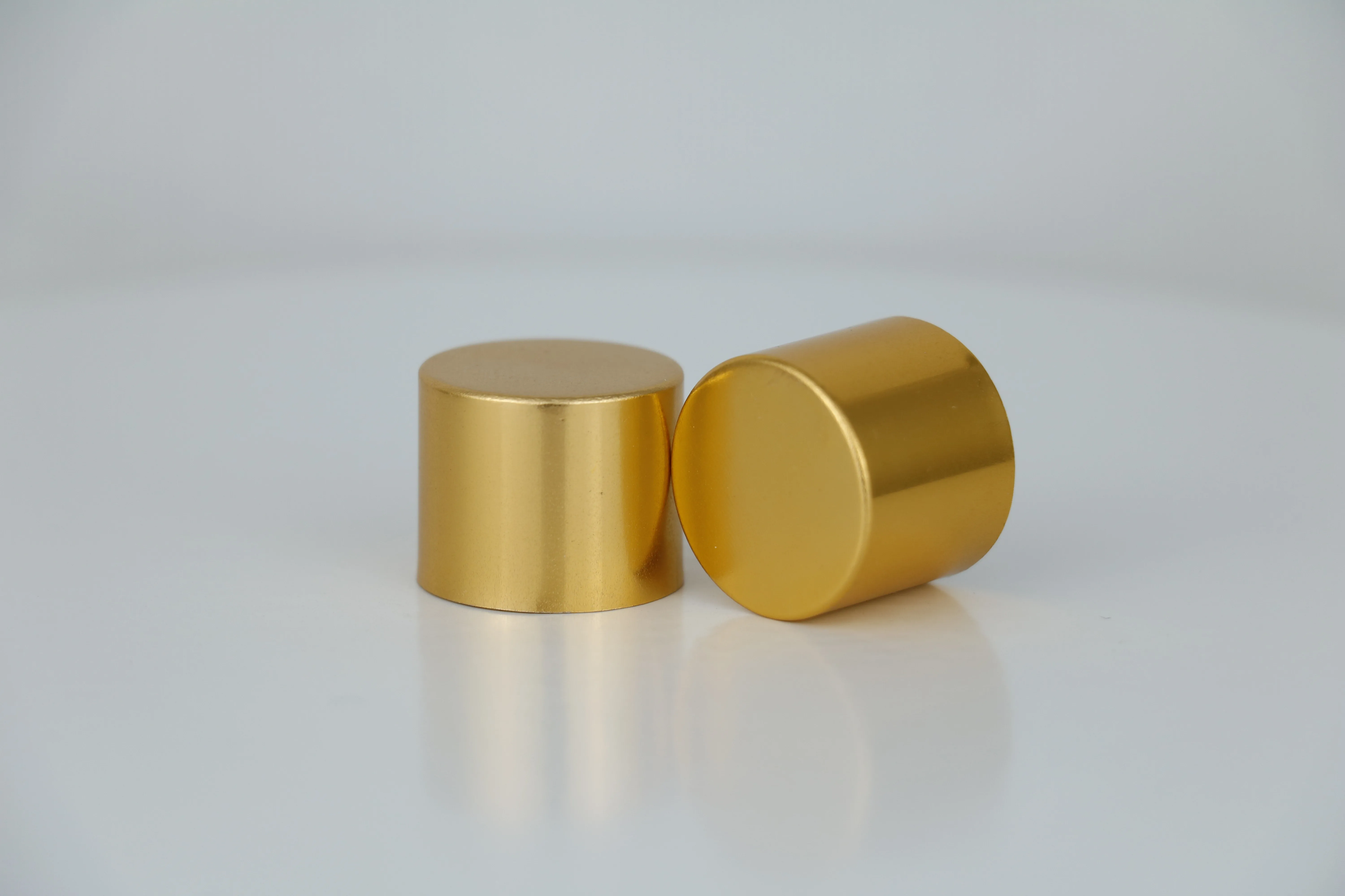 Electroplated Gold Essential Oil Bottle 20ml 30ml 50ml 80ML 100ML Gold Bottle Cosmetics Glass Bottle