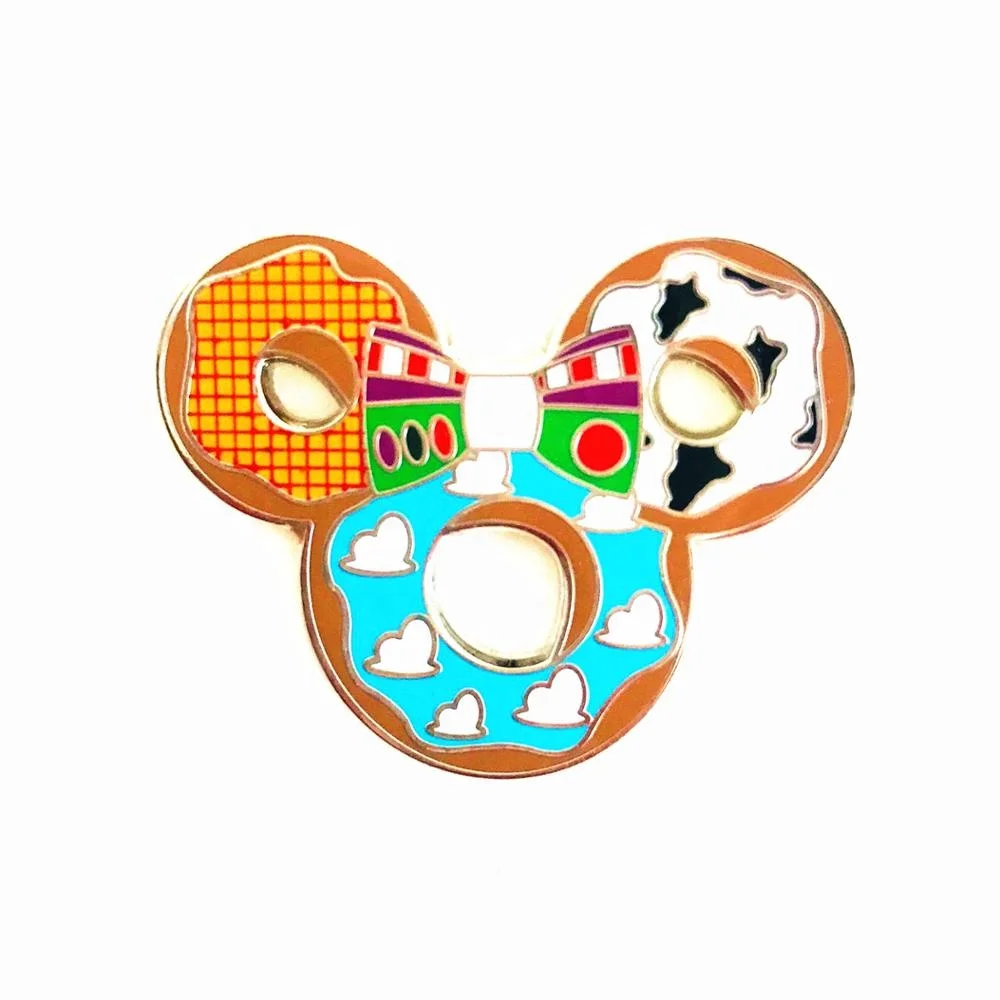 Lapel pin kunshan manufacturer gold plating metal pink princess castle hard enamel lapel pin for children gift