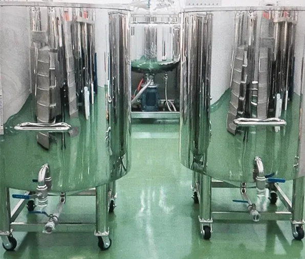 Stainless steel storage tanks can be moved to store cosmetic emulsion products or semi-finished products