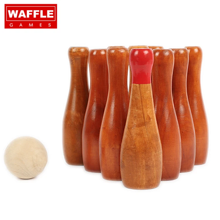 
WAFFLE GAMES Classic Solid Wood Stained Outdoor Lawn Bowling Game Set 