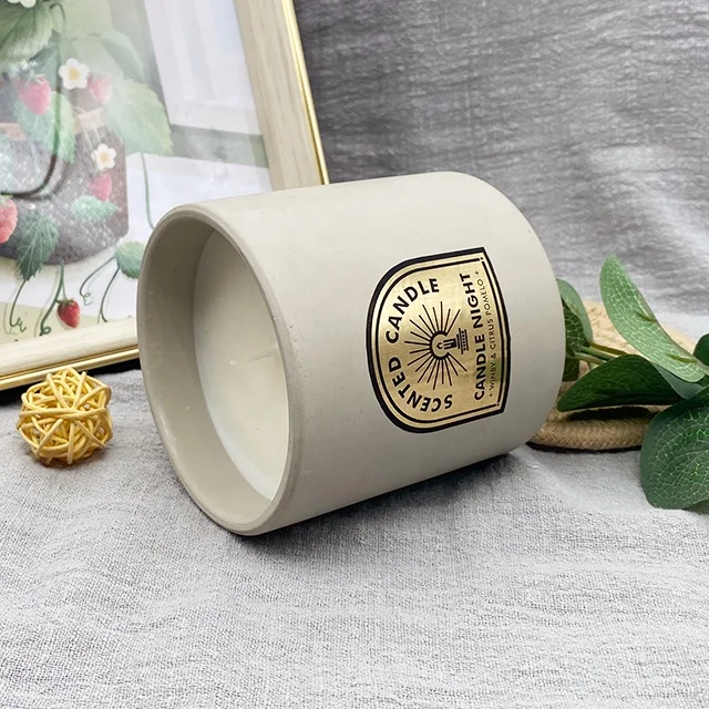 LTC15 Manufacturers wholesale ceramic candlestick scented candles that can be customized with their own LOGO